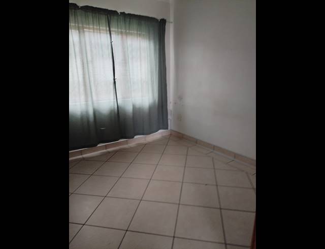 3 BEDROOM SIMPLEX FOR SALE IN ESCOMBE